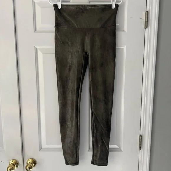 Spanx Faux leather croc leggings in olive green